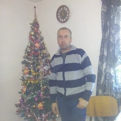 Valentin Azanfirei